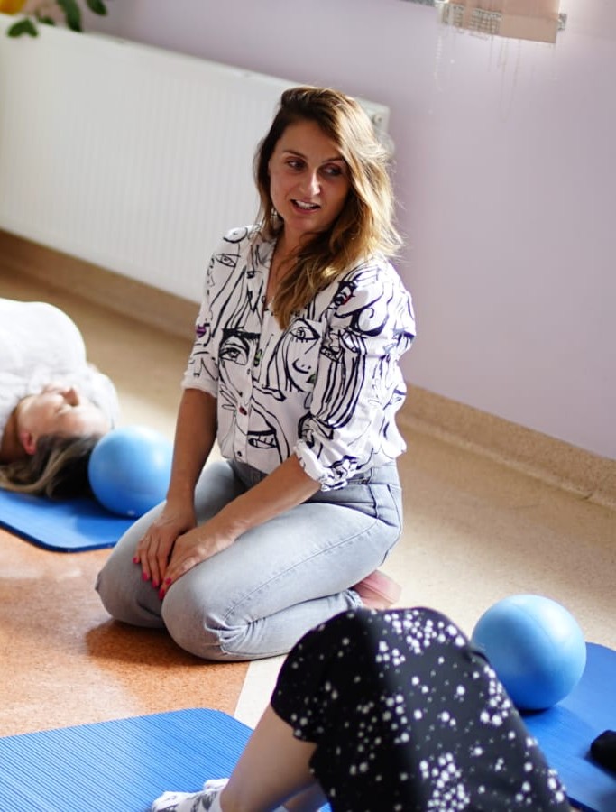 Renata Jackiewicz podczas pracy z pacjentkami